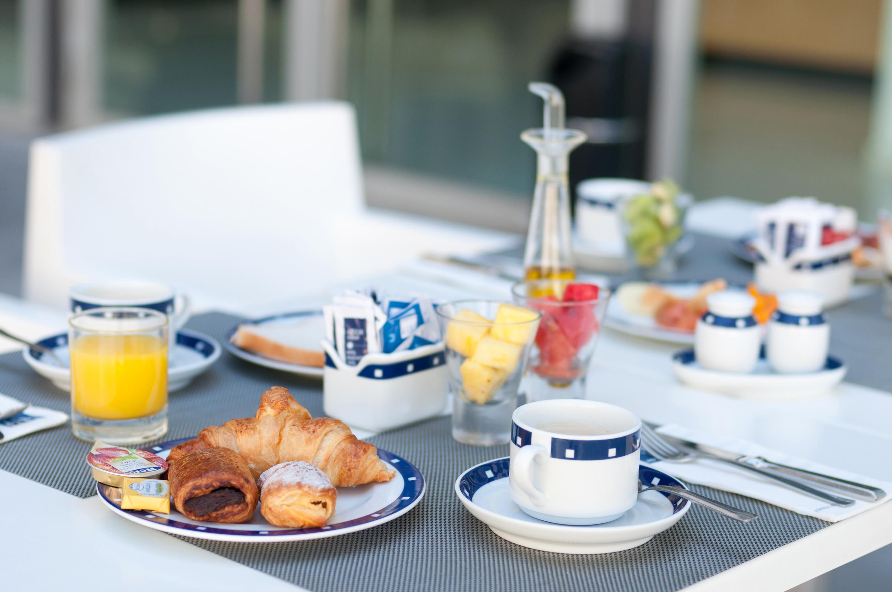 Hotel Zentral Ave Zaragoza Nhà hàng bức ảnh