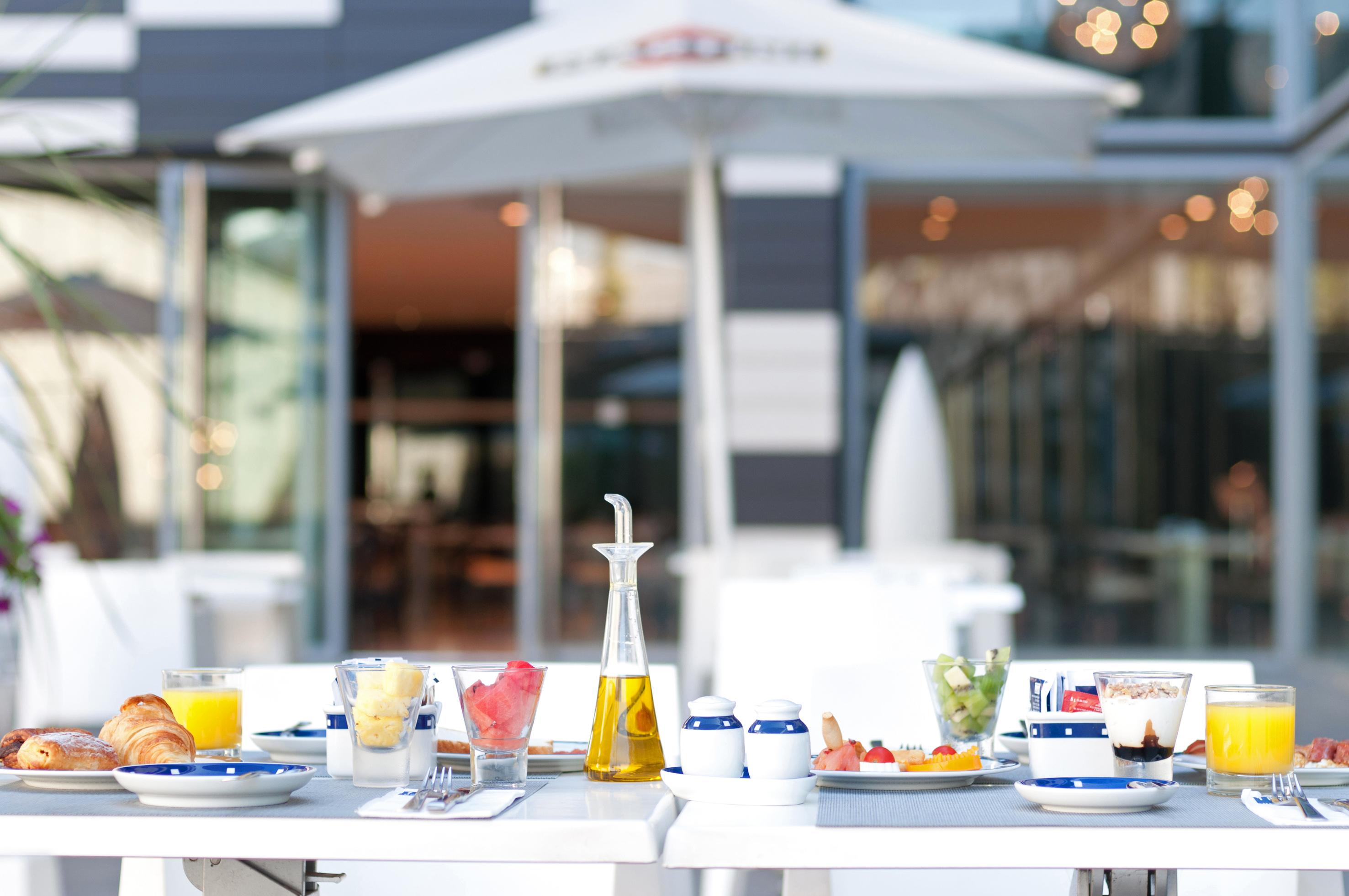 Hotel Zentral Ave Zaragoza Ngoại thất bức ảnh