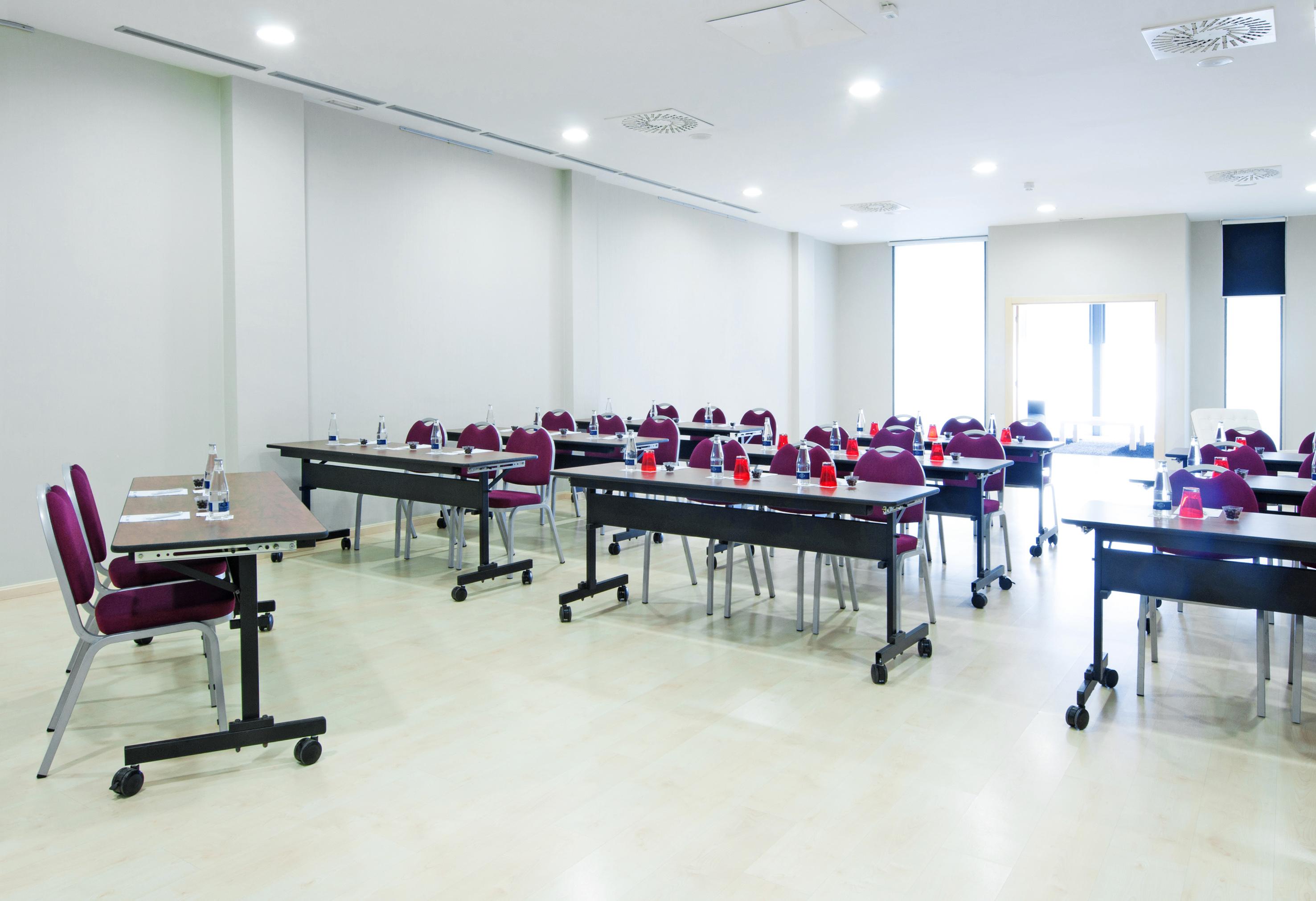 Hotel Zentral Ave Zaragoza Kinh doanh bức ảnh