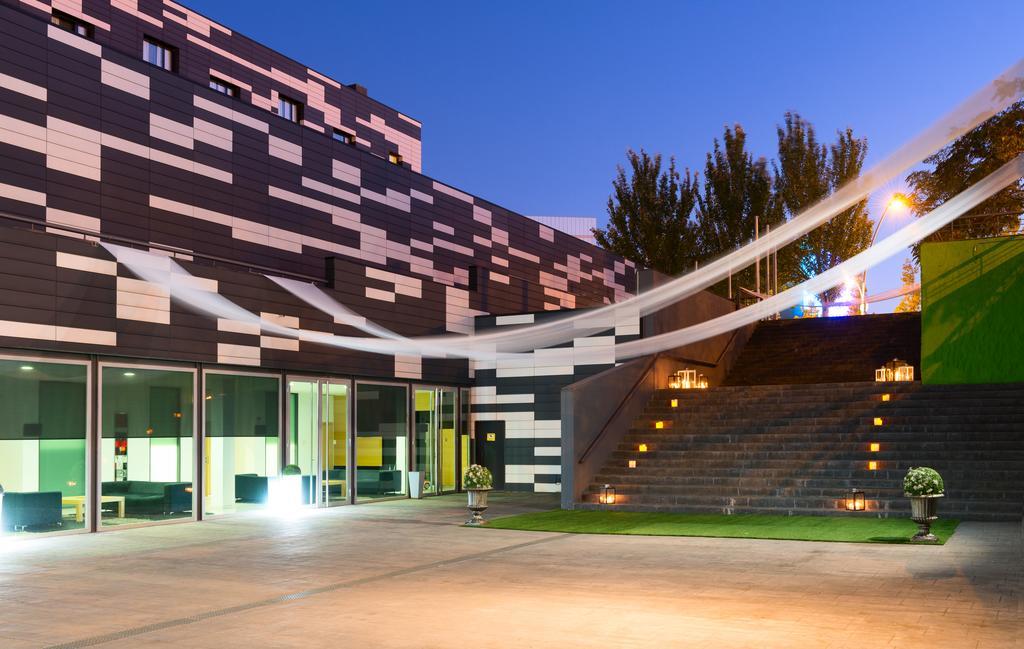 Hotel Zentral Ave Zaragoza Ngoại thất bức ảnh
